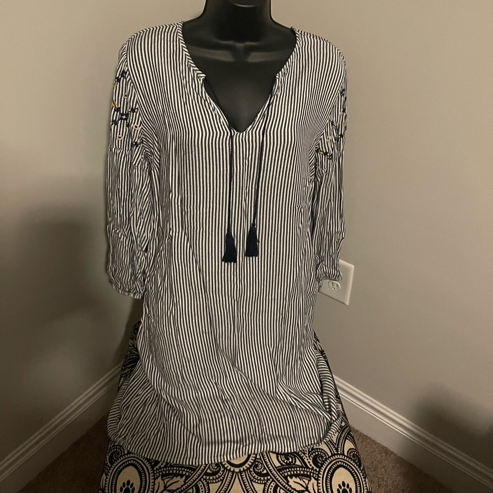 Old navy oversized top